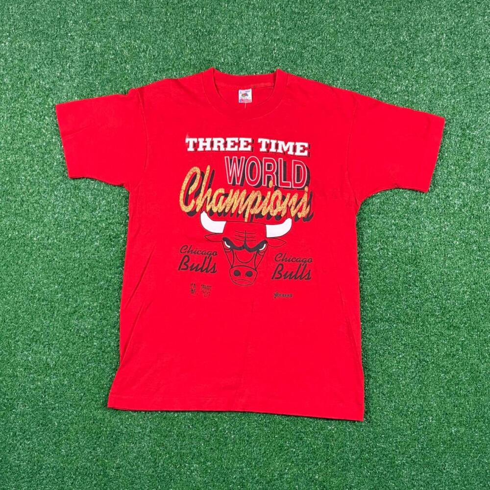 Vintage 90s Chicago Bulls Three Time World Champions red t shirt single stitch